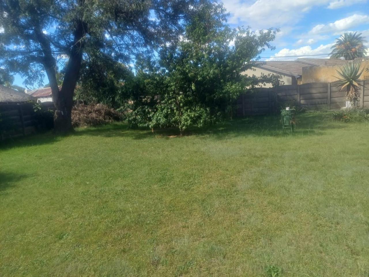 Kempton Park Lodge Birch Acres Kempton Park Eksteriør billede